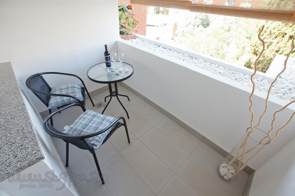 Charming Maraska Apartment Задар Стая снимка